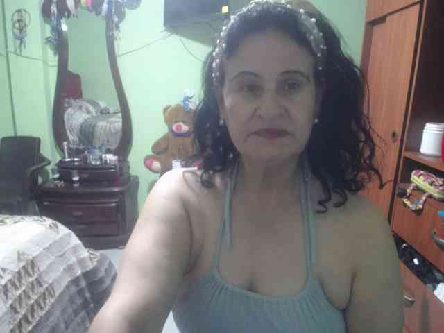 jazmin-mature webcam