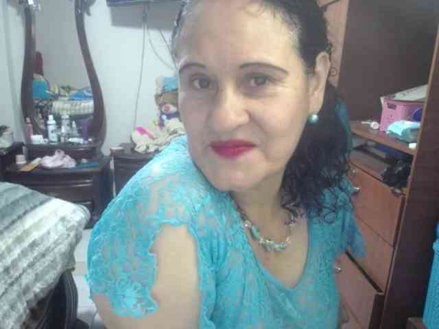 jazmin-mature webcam