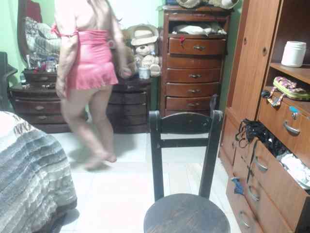 jazmin-mature webcam