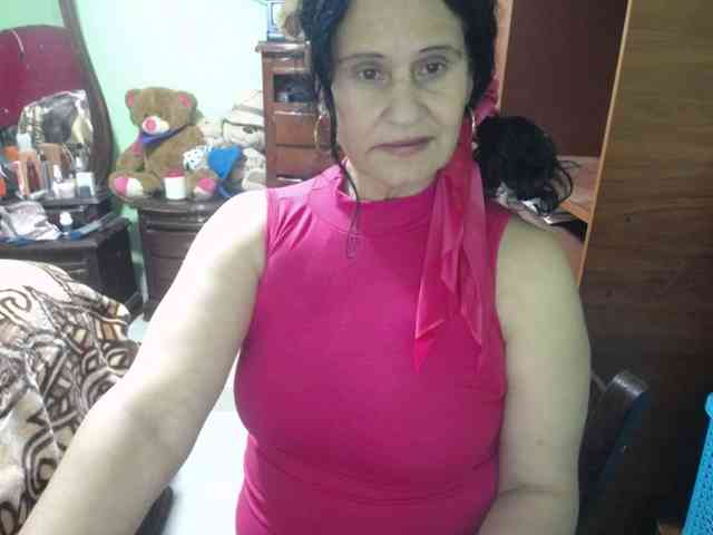 jazmin-mature webcam