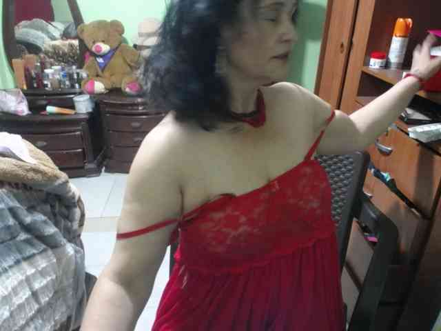jazmin-mature webcam