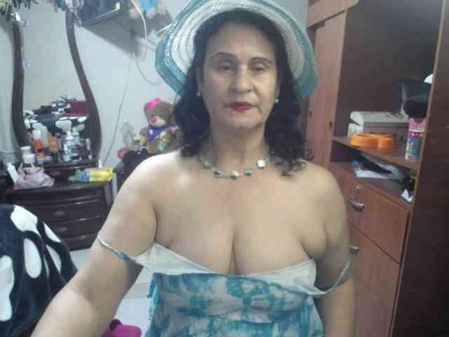 jazmin-mature webcam