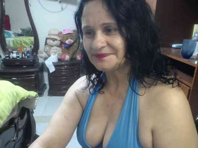 jazmin-mature webcam