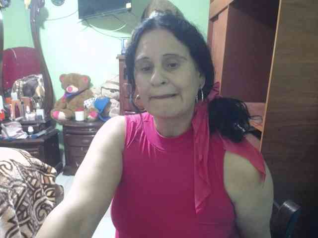 jazmin-mature webcam