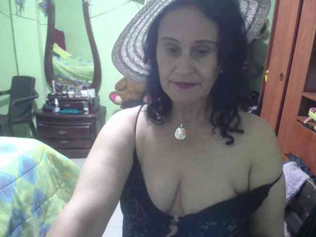 jazmin-mature webcam