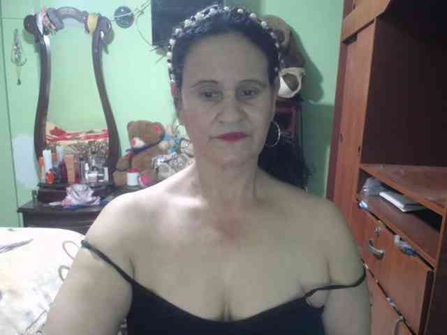 jazmin-mature webcam