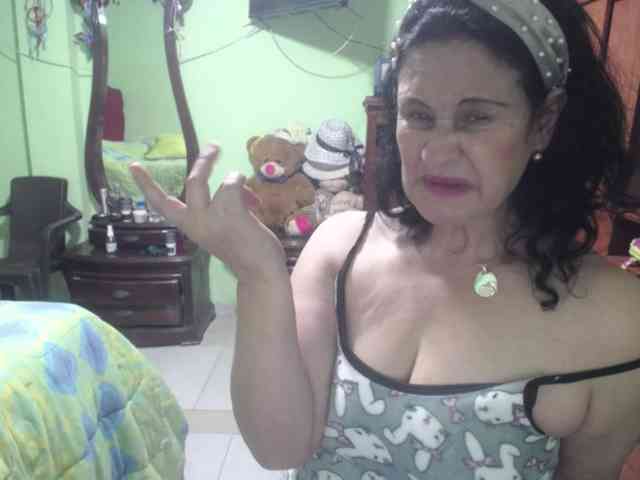 jazmin-mature webcam
