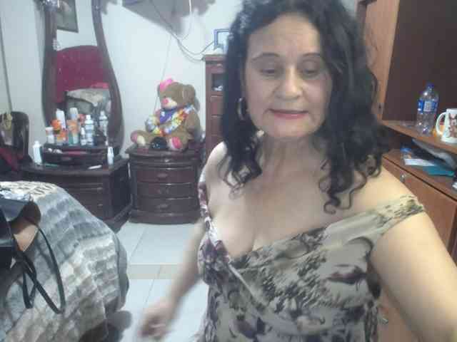 jazmin-mature webcam