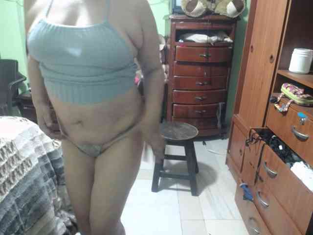 jazmin-mature webcam