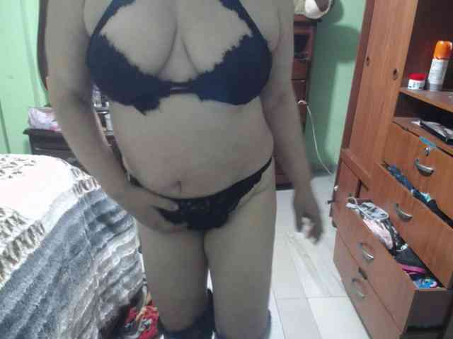 jazmin-mature webcam
