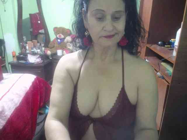 jazmin-mature webcam