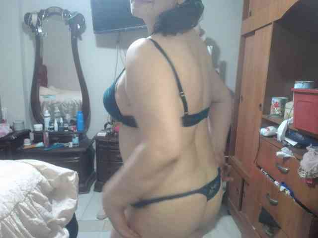 jazmin-mature webcam