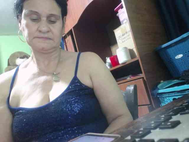 jazmin-mature webcam