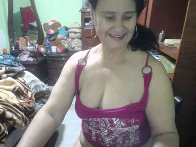 jazmin-mature webcam