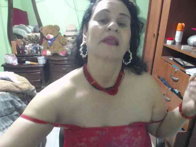 jazmin-mature webcam