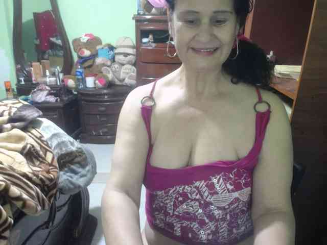 jazmin-mature webcam