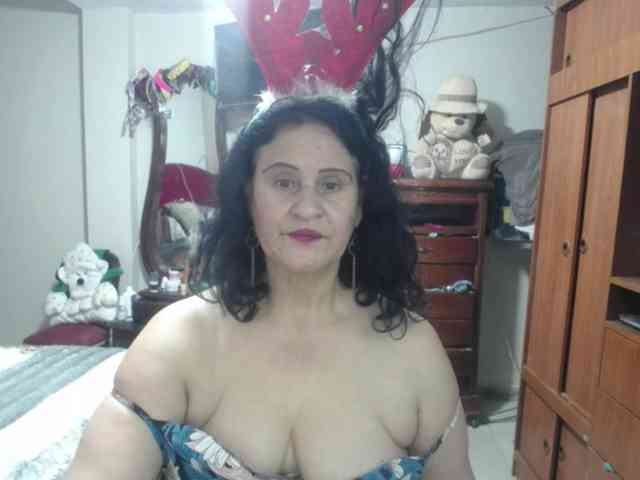 jazmin-mature webcam