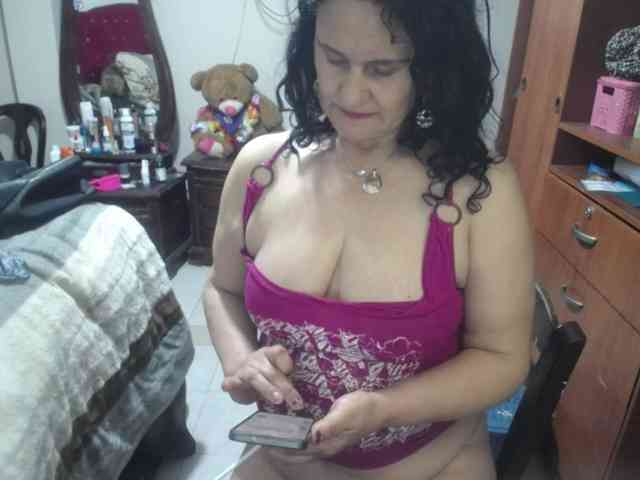 jazmin-mature webcam