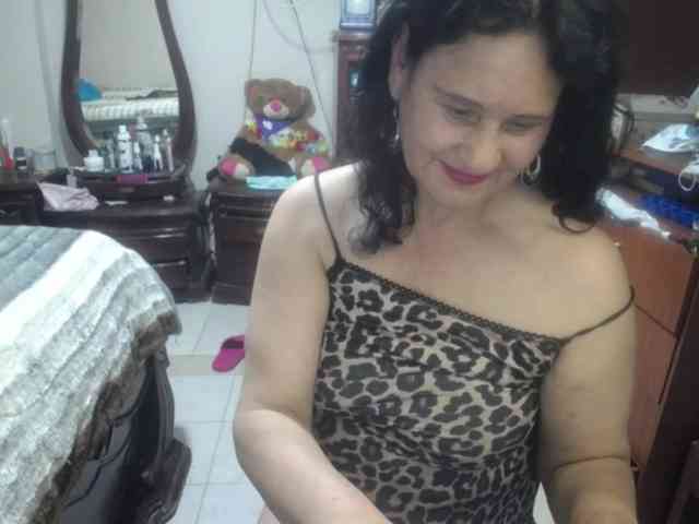 jazmin-mature jazmin-mature