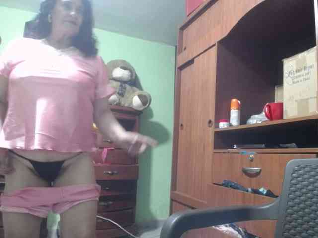 jazmin-mature webcam