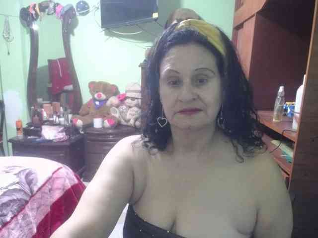 jazmin-mature webcam