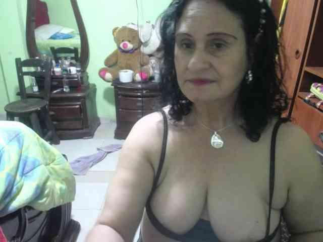 jazmin-mature webcam