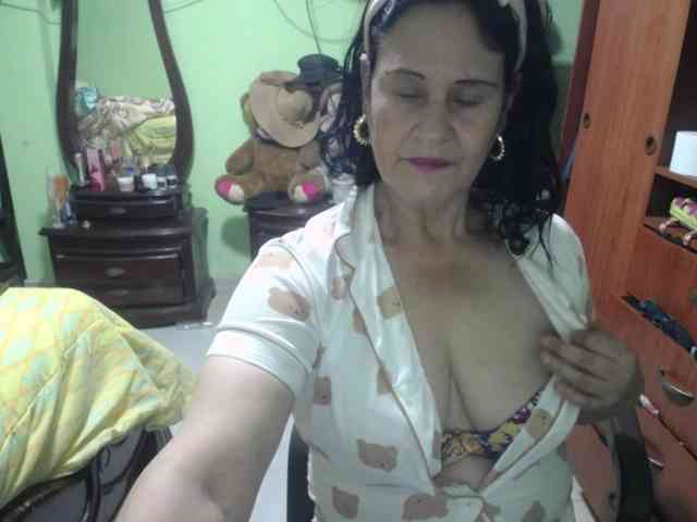 jazmin-mature webcam