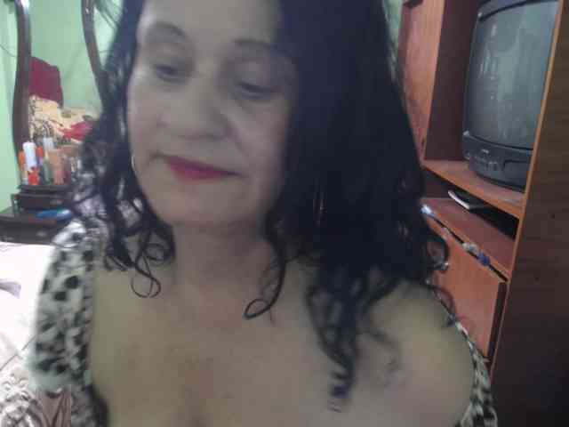 jazmin-mature webcam