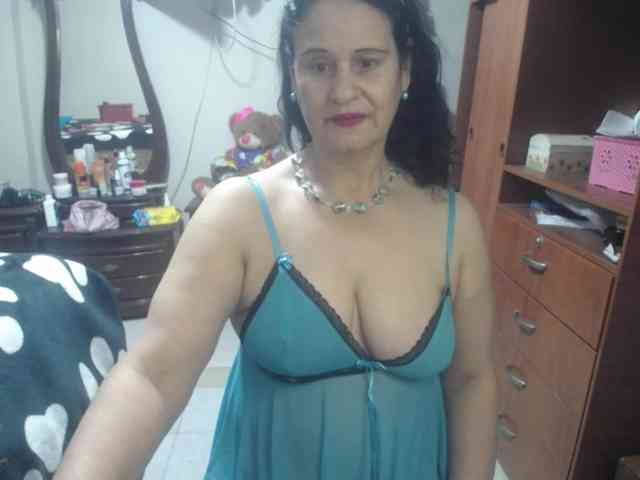 jazmin-mature webcam