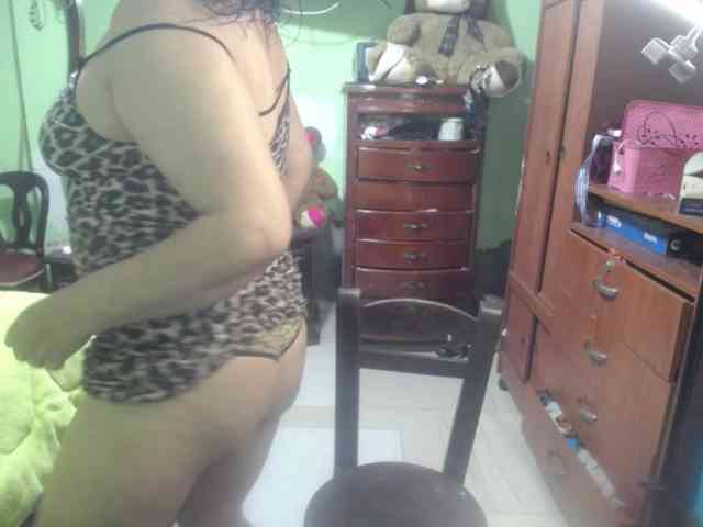 jazmin-mature webcam