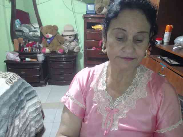 jazmin-mature webcam