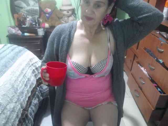 jazmin-mature webcam