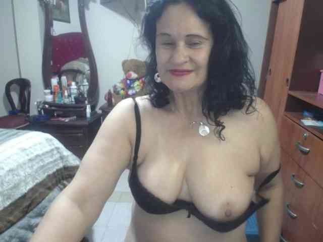 jazmin-mature webcam