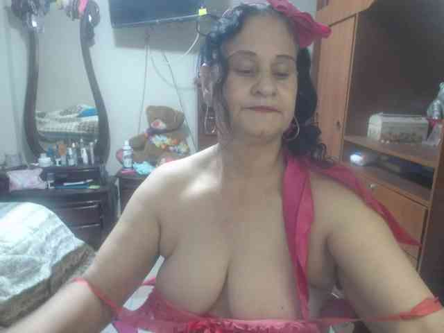 jazmin-mature webcam