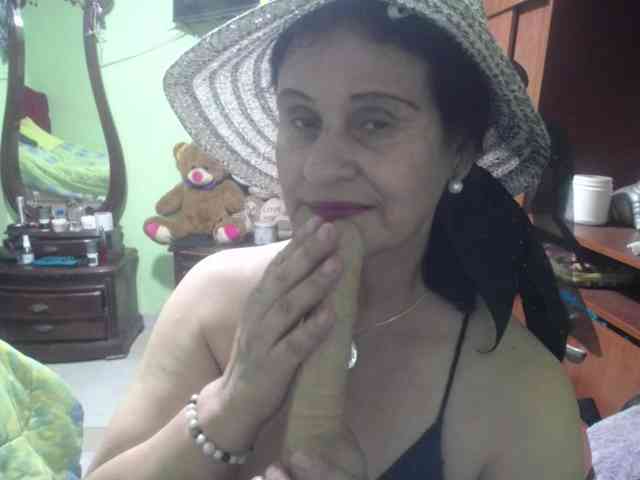 jazmin-mature webcam