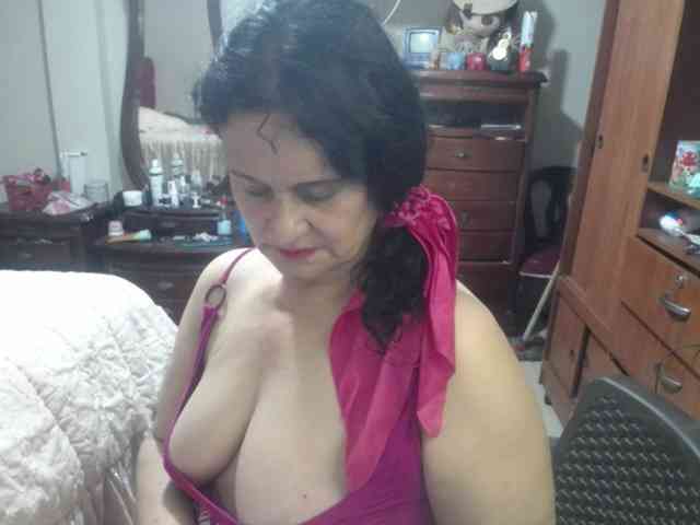 jazmin-mature Live Webcam on BongaCams