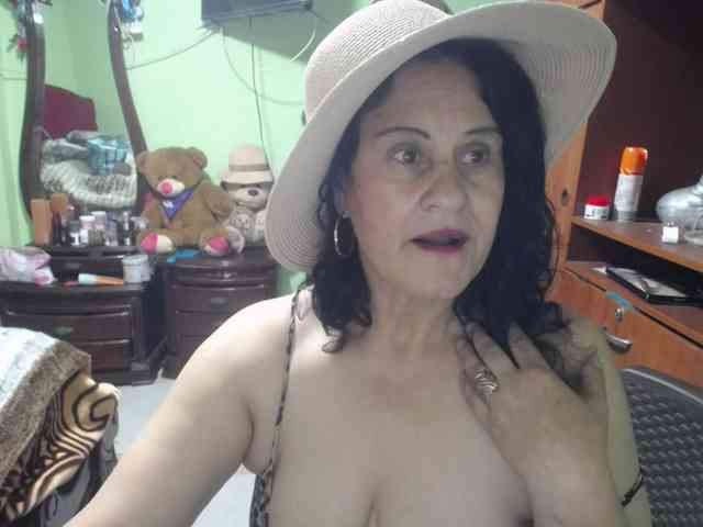 jazmin-mature webcam