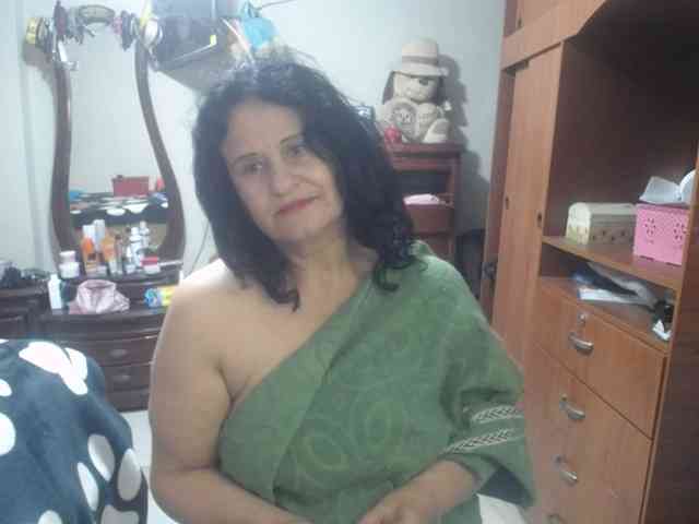 jazmin-mature webcam