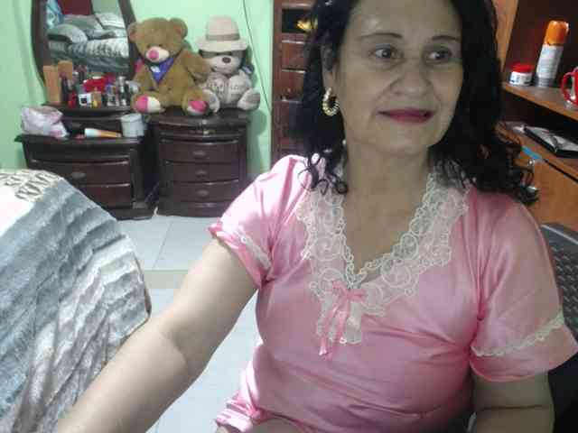 jazmin-mature webcam