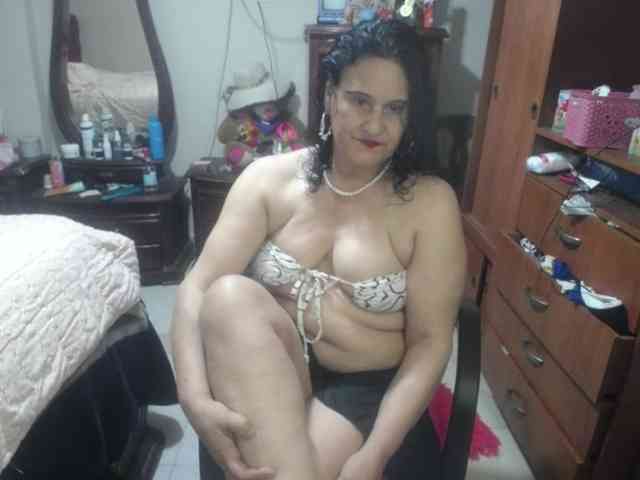 jazmin-mature webcam