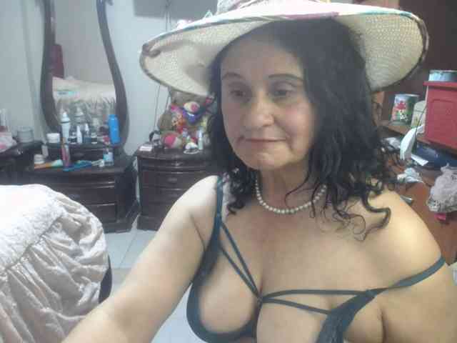 jazmin-mature Live Webcam on BongaCams