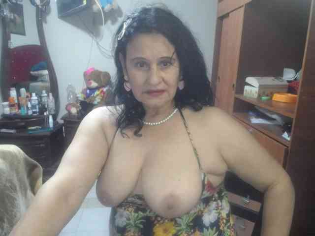 jazmin-mature webcam