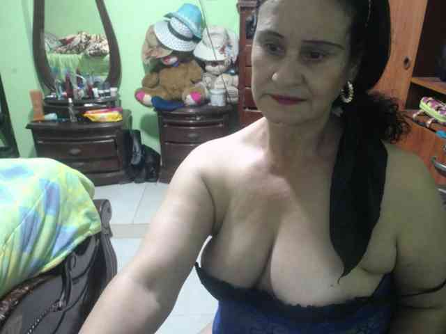 jazmin-mature webcam