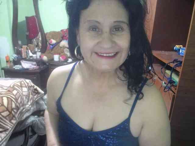 jazmin-mature webcam