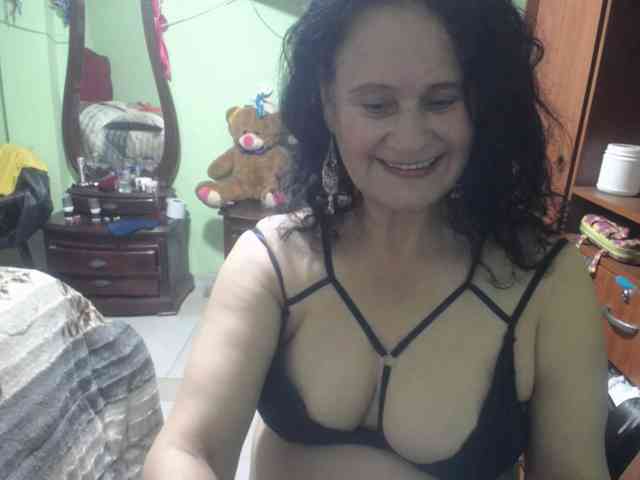jazmin-mature webcam