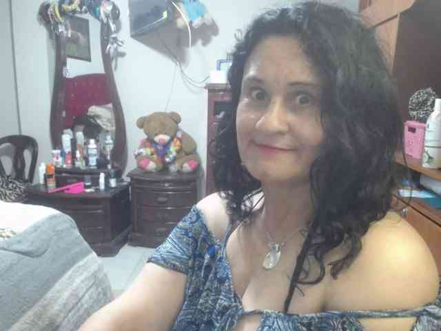 jazmin-mature webcam