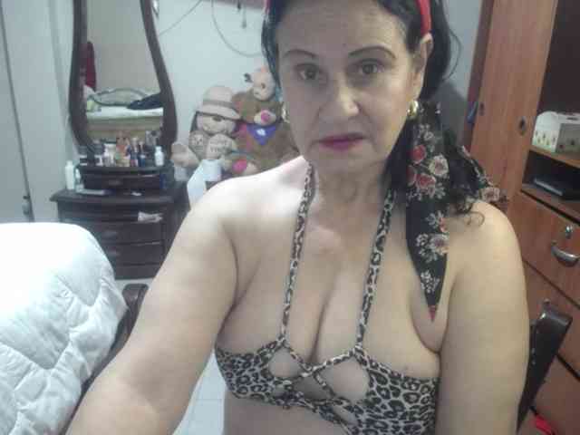 jazmin-mature jazmin-mature