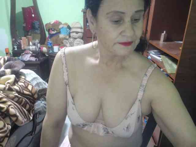 jazmin-mature webcam