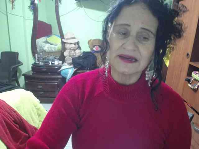 jazmin-mature webcam