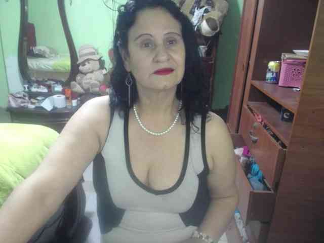 jazmin-mature webcam